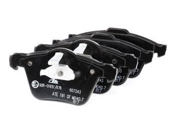 Brake pads for Volvo