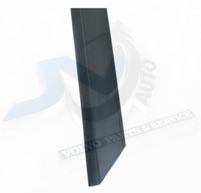 Trim moulding, Glas Windscreen left A-pillar plastic coated black stainless for Volvo 39992691 ,  39993953 , 39968640 , 39992692 , 39968648 , 39992695 , 39968654 , 39968634 , 39968658 , 39968660 , 39992696 , 39992697